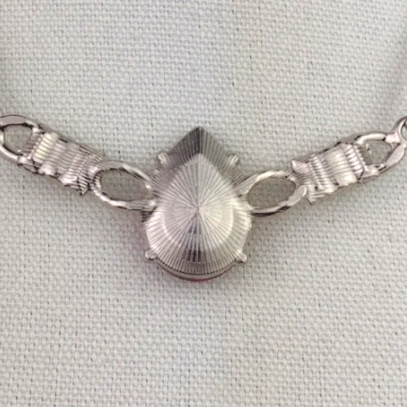 Vibrant Ruby Red Faceted Glass Jewel Rhinestone Silver Tone Choker Necklace - Picture 5 of 12